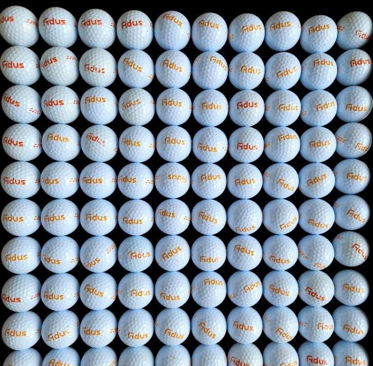 100 Golfballen - Fidus Range, Sport en Fitness, Golf, Zo goed als nieuw, Bal(len), Overige merken, Ophalen of Verzenden