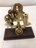 Sextant op houten voet incl kompas, nieuw, Ophalen of Verzenden, Nieuw