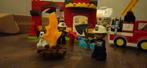 LEGO DUPLO Brandweerkazerne 10903, Kinderen en Baby's, Speelgoed | Duplo en Lego, Ophalen of Verzenden, Gebruikt, Complete set