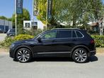 Volkswagen Tiguan 2.0 TSI 4Motion 220PK DSG R-Line•Pano•, Auto's, Gebruikt, 4 cilinders, 1984 cc, 2500 kg