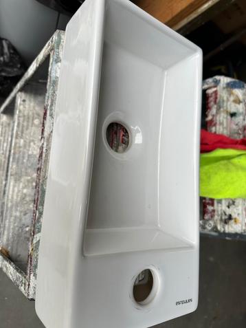 Sanindusa fontein - Zo goed als nieuw beschikbaar voor biedingen