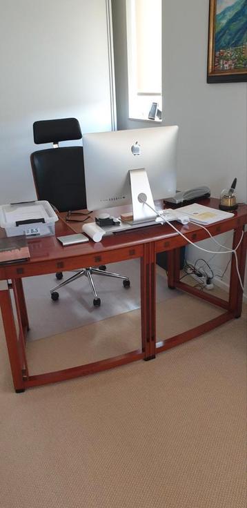 Schuitema Bureau - Klassiek Design beschikbaar voor biedingen