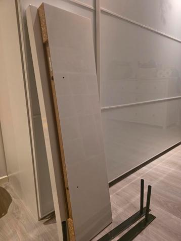 2x Witte Hoogglans IKEA LACK Schappen beschikbaar voor biedingen