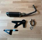 Akrapovic uitlaat (look a like), Fietsen en Brommers, Brommeronderdelen | Scooters, Ophalen of Verzenden, Gebruikt, Blok