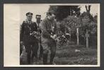 Der Fuhrer auf dem Heldenfriedhof, Verzamelen, Militaria | Tweede Wereldoorlog, Foto of Poster, Duitsland, Landmacht, Verzenden