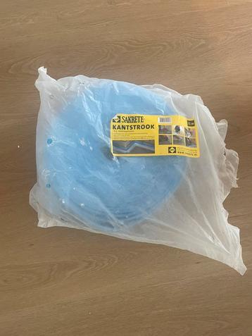 Sakrete kantstrook ca. 16 m beschikbaar voor biedingen
