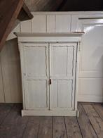 Antieke linnenkast,  zolderopruiming, Antiek en Kunst, Antiek | Meubels | Kasten, Ophalen