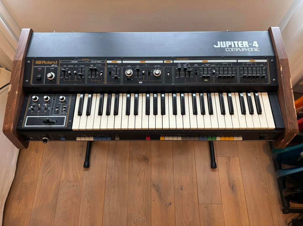 Vintage Roland Jupiter 4 volledig werkend met Kenton MIDI, 49 toetsen, Gebruikt, Roland, Ophalen of Verzenden