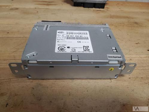 Peugeot 208 en 2008 radio module 9806729580 navigatie €150, Auto diversen, Autoradio's, Ophalen of Verzenden