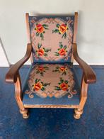 Antieke houten fauteuil, Ophalen
