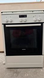 Siemens gas stove with 4 burner, Witgoed en Apparatuur, Fornuizen, Zo goed als nieuw, Gas, Vrijstaand, 4 kookzones