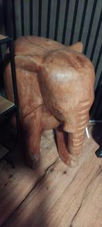 Houten olifant, Antiek en Kunst, Kunst | Beelden en Houtsnijwerken, Ophalen of Verzenden