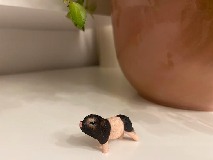 Schleich Mini Biggetje (7), Verzamelen, Dierenverzamelingen, Zo goed als nieuw, Beeldje of Figuurtje, Boerderijdier, Ophalen of Verzenden