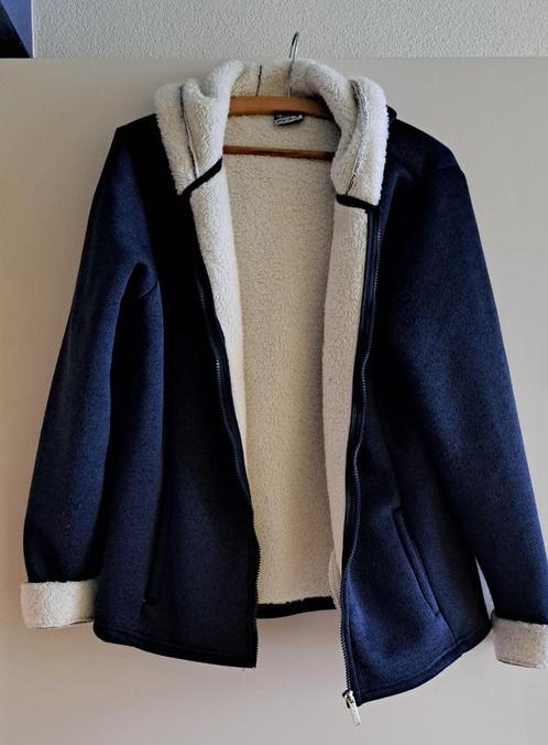 Vest blauw met witte dikke voering, Kleding | Dames, Truien en Vesten, Zo goed als nieuw, Maat 42/44 (L), Blauw, Ophalen of Verzenden