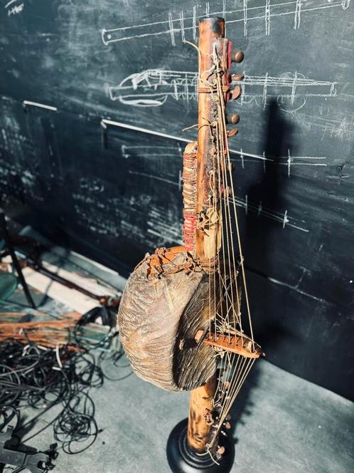 Sound Art African Instrument, Harp, Antiek en Kunst, Kunst | Beelden en Houtsnijwerken, Ophalen of Verzenden