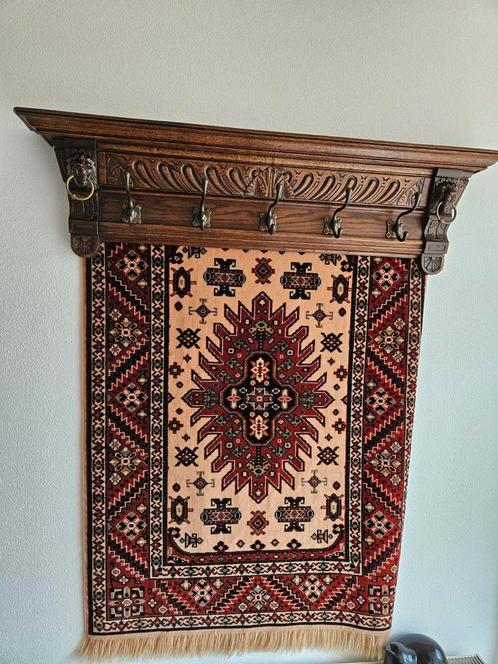 Antieke Kapstok met Tapijt, Antiek en Kunst, Antiek | Kleden en Textiel, Ophalen