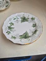 Ivy Duchess bone china porselein, Ophalen of Verzenden, Gebruikt, Porselein, Bord of Schaal