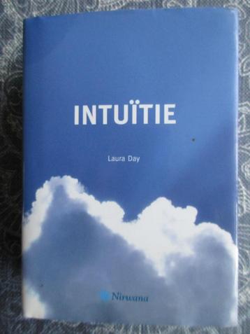 intuïtie van laura day ( innerlijke kracht leren gebruiken)  beschikbaar voor biedingen