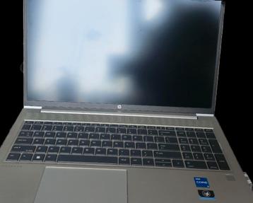 HP Probook 450 G9 I5-1235U/256GB/16GB beschikbaar voor biedingen