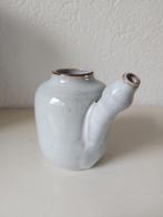 Vaasje met tuit keramiek, Antiek en Kunst, Ophalen of Verzenden