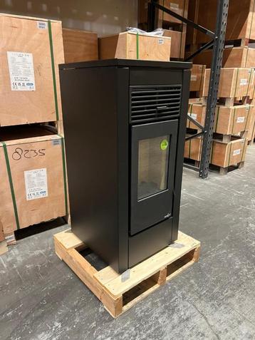 Pelletkachel opruiming !!!  Hoge korting beschikbaar voor biedingen