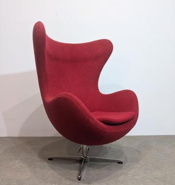 Iconische Egg-fauteuil van Arne Jacobsen beschikbaar voor biedingen