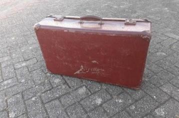 Antieke oude vintage koffer  beschikbaar voor biedingen