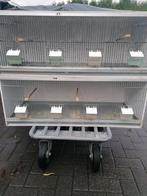 2 kunststof broedkooien, Dieren en Toebehoren, Vogels | Hokken en Kooien, Ophalen, Gebruikt, Kunststof, Broedkooi of Kweekkooi