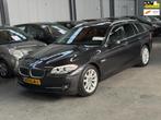 BMW 5-serie Touring 523i High Executive Automaat PANO Trekha, Euro 5, Achterwielaandrijving, Gebruikt, Zwart