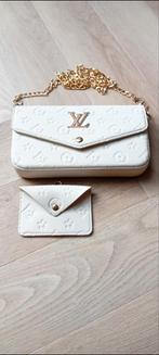 Roomwit tasje met portemonnee - Zo goed als nieuw!, Ophalen of Verzenden, Zo goed als nieuw, Wit, Avondtasje