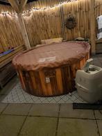 Lazy spa Helsinki 4-6 pers, Ophalen, Zo goed als nieuw, Filter, Opblaasbaar