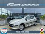 Peugeot 207 1.4-16V XR Cruise Control, Lm 15 '' & Airco, Voorwielaandrijving, Stof, Zwart, 4 cilinders