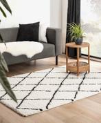 Vloerkleed 130 x 190, Huis en Inrichting, Stoffering | Tapijten en Kleden, 100 tot 150 cm, Verzenden, Zo goed als nieuw, 150 tot 200 cm