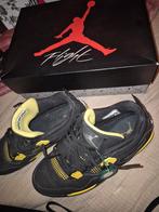 Air Jordan 4 Retro - Maat 45 - Zwart/Geel, Kleding | Heren, Schoenen, Zwart, Air Jordan, Ophalen of Verzenden, Sneakers of Gympen