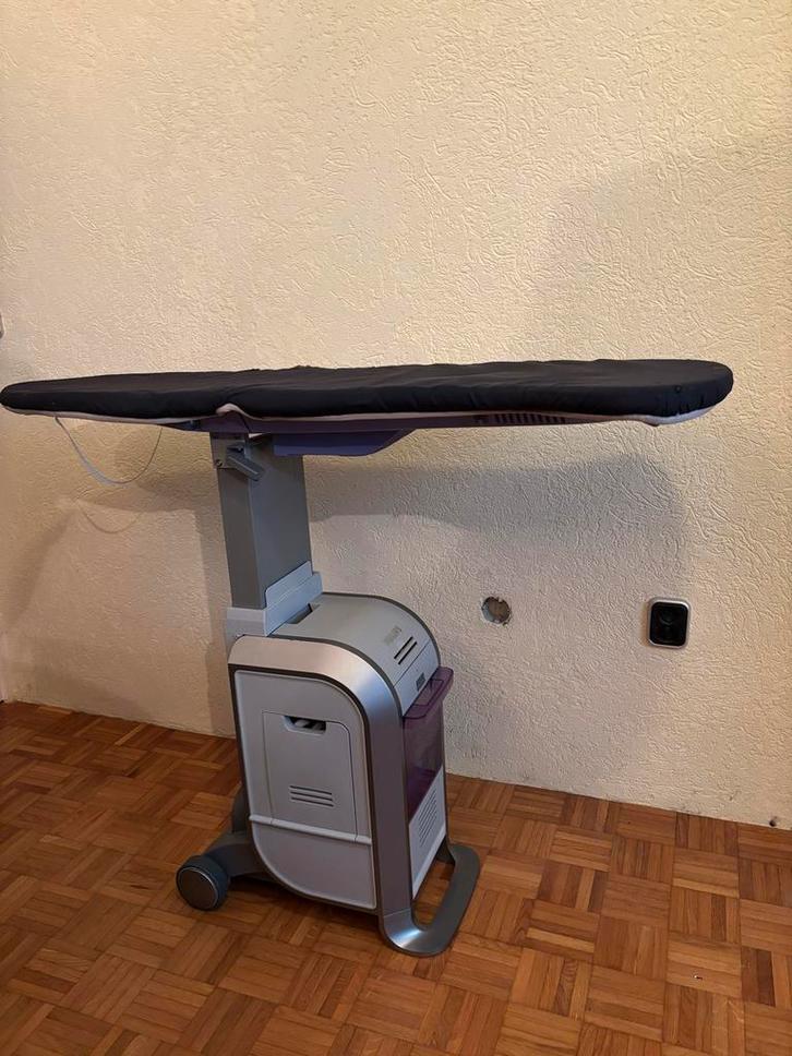 Philips Wardrobecare Strijk en Stoomapparaat, Witgoed en Apparatuur, Strijkijzers en Strijkplanken, Gebruikt, Strijkijzer met snoer