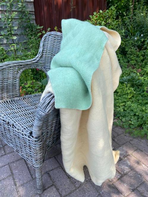 Prachtige vintage wollen deken, Huis en Inrichting, Woonaccessoires | Plaids en Woondekens, Zo goed als nieuw, Ophalen of Verzenden