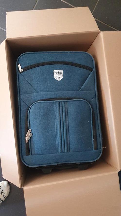 Reiskoffer / Handbagage - Dag Trip, Sieraden, Tassen en Uiterlijk, Koffers, Gebruikt, Hard kunststof, Minder dan 50 cm, Minder dan 35 cm