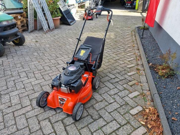 Ariens RAZOR 21S grasmaaier met wielaandrijving, Tuin en Terras, Grasmaaiers, Nieuw, Benzine-grasmaaier, 50 cm of meer, Cirkelmaaier
