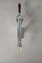 Vintage kurkentrekker voor aan de muur, Ophalen of Verzenden, Gebruikt