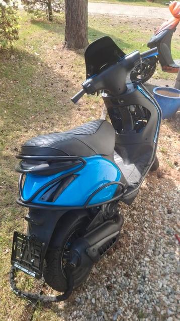 Piaggio zip 172 malossi LC | Brom!! | beschikbaar voor biedingen
