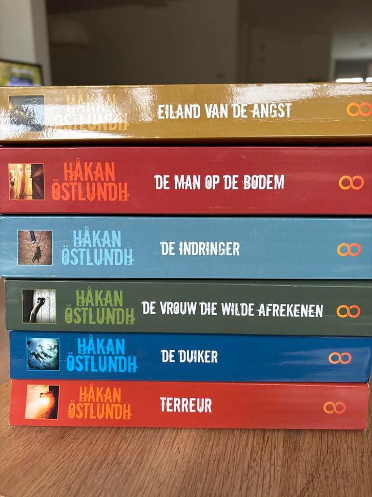 Hakan Östlundh - 6 Boeken, Boeken, Thrillers, Gelezen, Scandinavië, Ophalen of Verzenden