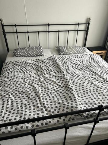 IKEA 2 persoons bed 180x200 - afbeelding 2
