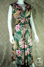 Long Curvy Knotted Sleeveless Tropical Dress - Green/Pink ni, Lots of goodies, Overige kleuren, Maat 42/44 (L), Nieuw