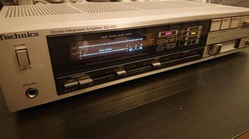 Technics SU-Z55 Stereo Versterker,, Japan jaren 80's  beschikbaar voor biedingen