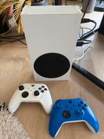 Xbox Series S plus 2 wireless controller, Spelcomputers en Games, Spelcomputers | Xbox Series X en S, Ophalen of Verzenden, Zo goed als nieuw