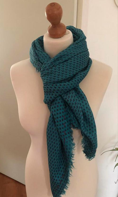 Prachtige nieuwe sjaal van Erfurt Luxury, 100% silk, Kleding | Dames, Mutsen, Sjaals en Handschoenen, Nieuw, Sjaal, Ophalen of Verzenden