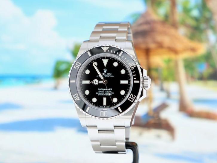Rolex Submariner No Date 124060 ONGEDRAGEN full Set 06-2024, Sieraden, Tassen en Uiterlijk, Horloges | Heren, Nieuw, Polshorloge