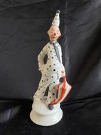 Beeldje clown in wit pak met zwarte stippen, Ophalen of Verzenden, Zo goed als nieuw, Mens