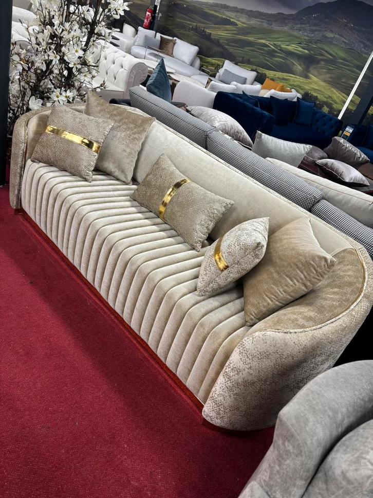 !! Mooie 2x 3zits bank inclusief sierkussen |GOUDEN ACCENTEN, Huis en Inrichting, Fauteuils, Zo goed als nieuw, Ophalen of Verzenden