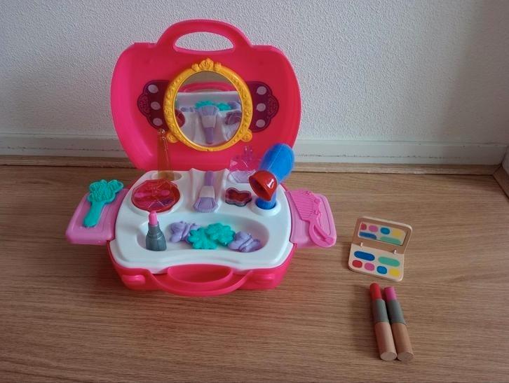 Speelgoed make up koffer, Kinderen en Baby's, Speelgoed | Overig, Gebruikt, Jongen of Meisje, Ophalen of Verzenden